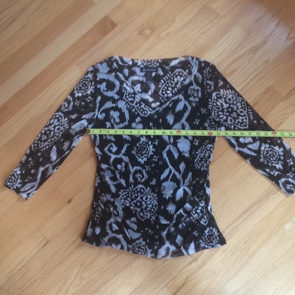 INC V-neck fitted top - Picture 6 of 8